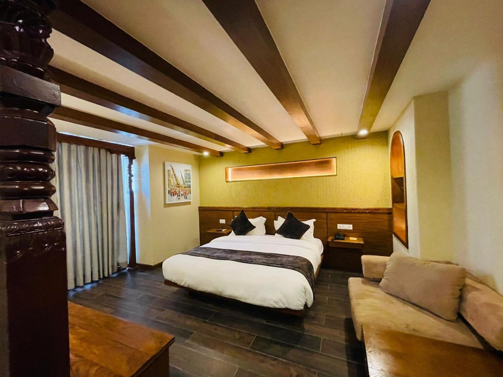 Timber House Hotel Kathmandu Bagian luar foto