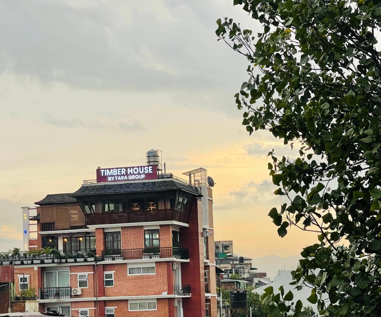 Timber House Hotel Kathmandu Bagian luar foto