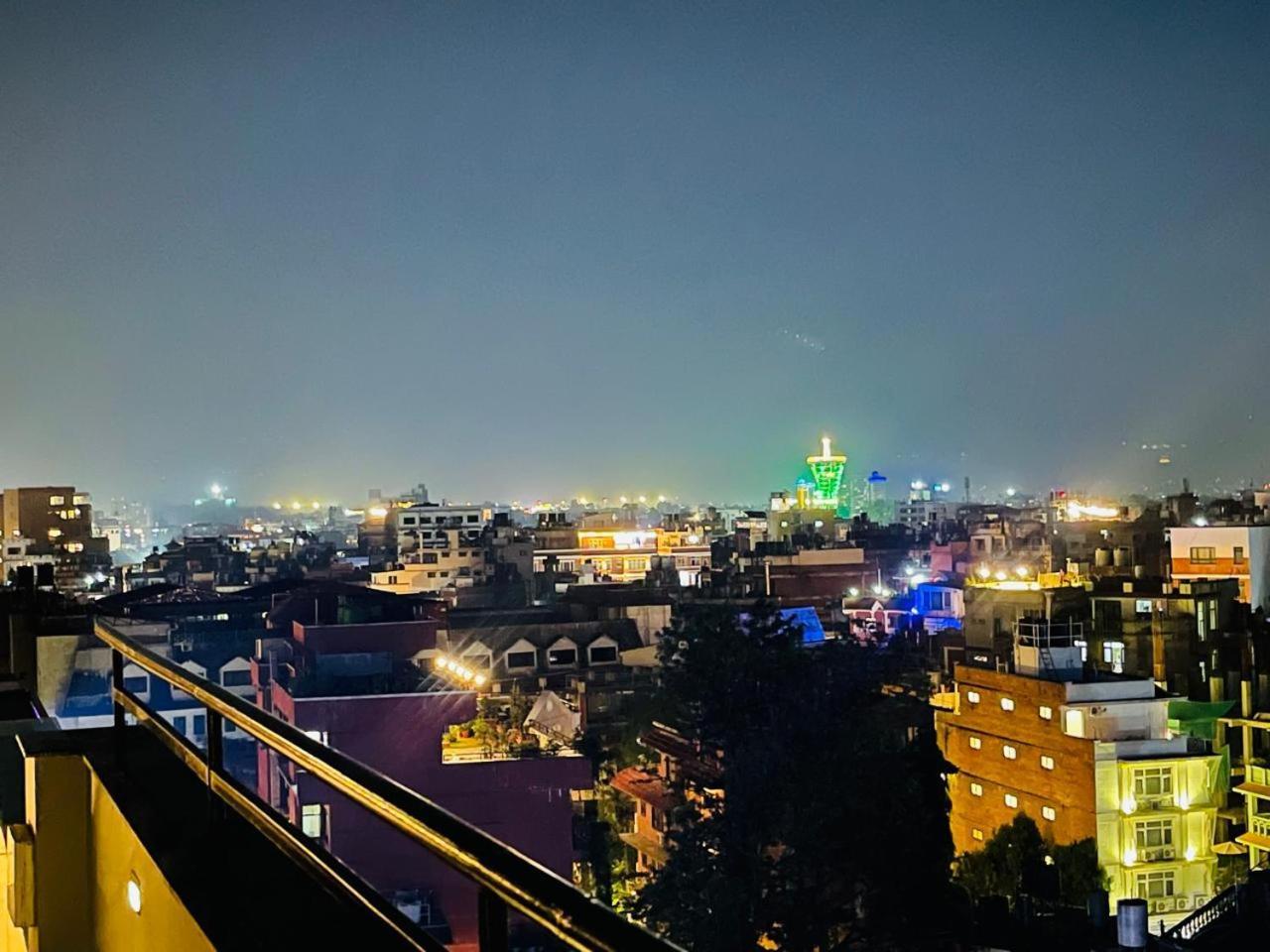 Timber House Hotel Kathmandu Bagian luar foto
