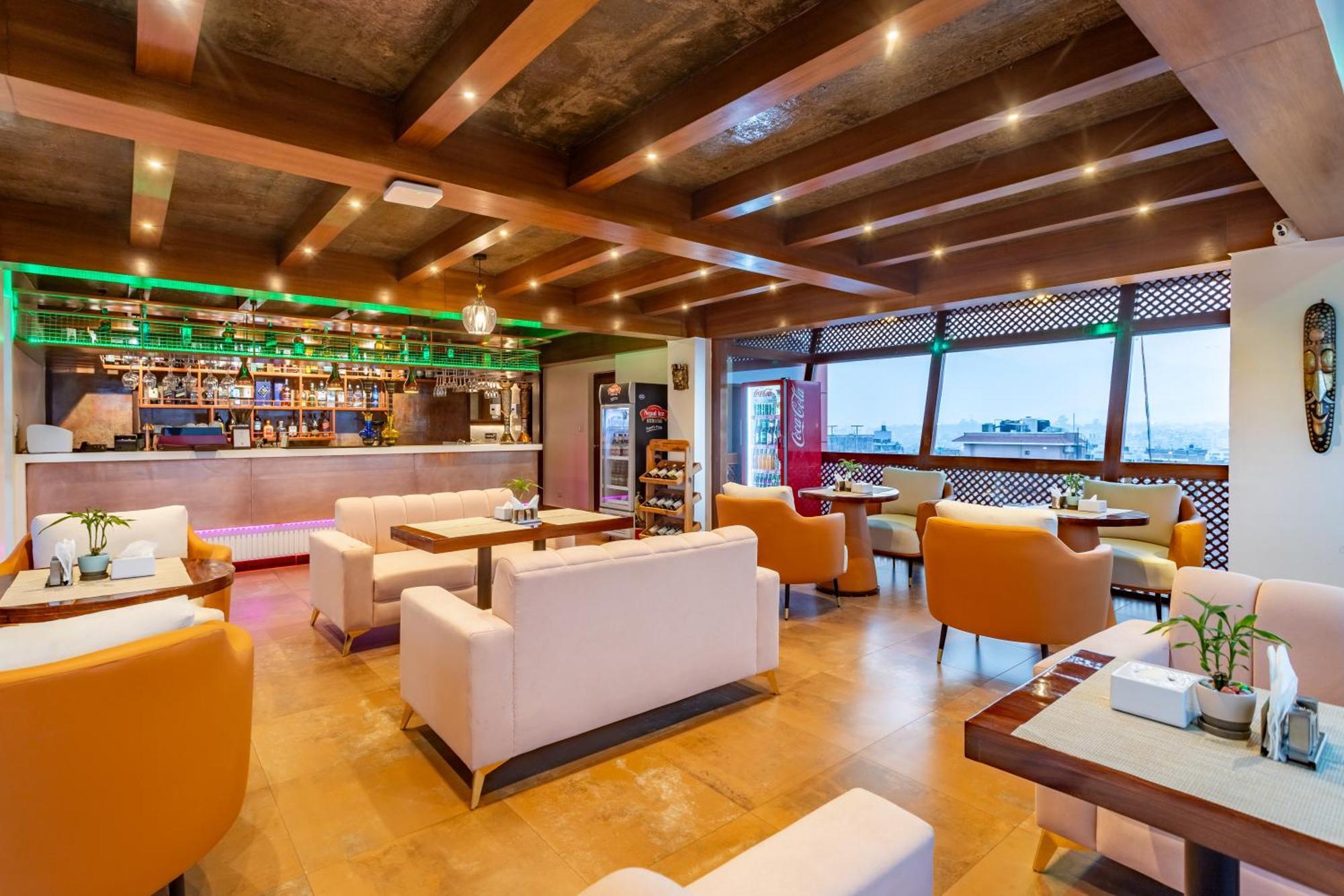 Timber House Hotel Kathmandu Bagian luar foto